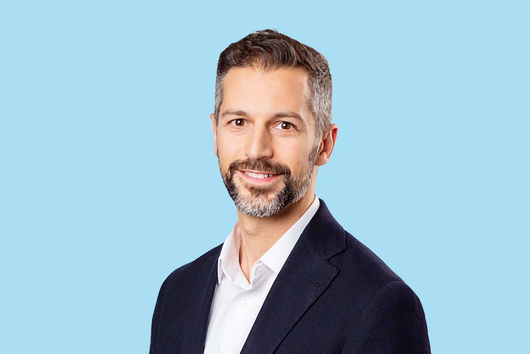 Alex Glanz headshot